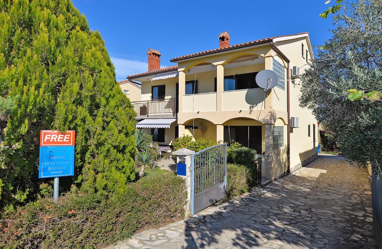 Apartment Jadranko 1761 Peroj Εξωτερικό φωτογραφία
